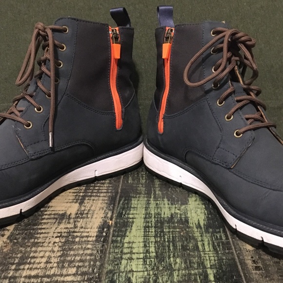 Swims waterproof zip boots.  Size 8 blue orange - Picture 2 of 7